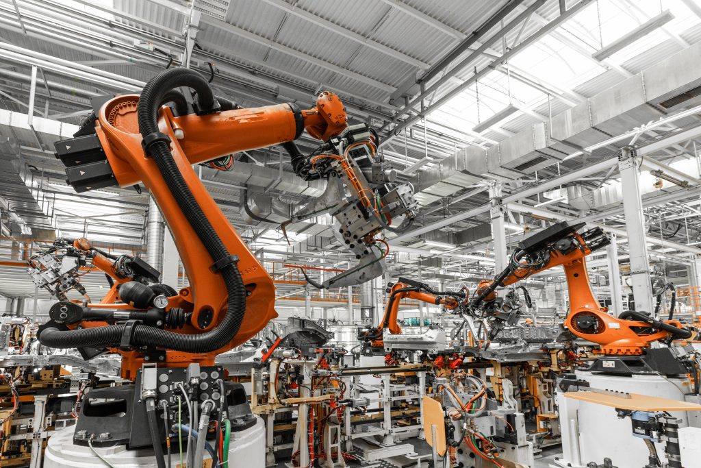 Línea de robots industriales